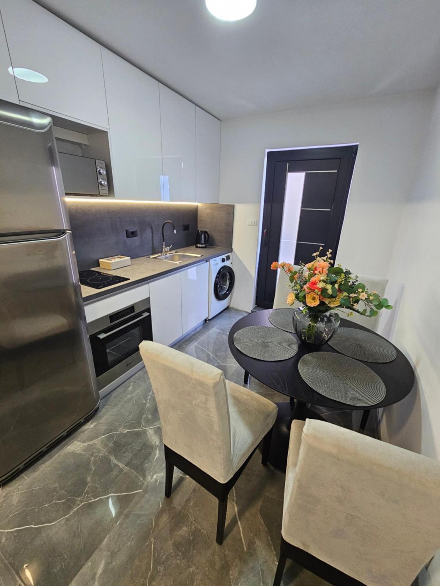 Apartmani Matija Makarska Eksteriør billede