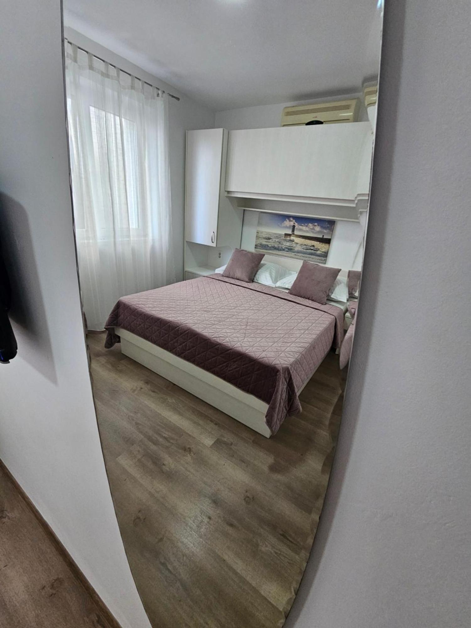 Apartmani Matija Makarska Eksteriør billede